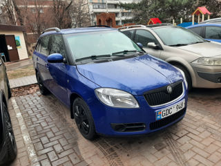 Skoda Fabia foto 2