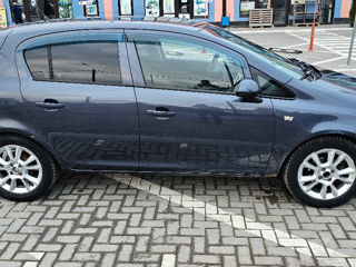 Opel Corsa foto 3