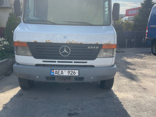 Mercedes Vario