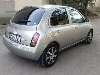 Nissan Micra foto 3