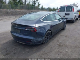 Tesla Model 3 foto 5