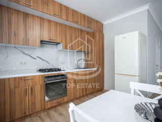 Apartament cu 2 camere, 67 m², Buiucani, Chișinău foto 3