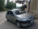 Dacia Logan foto 2