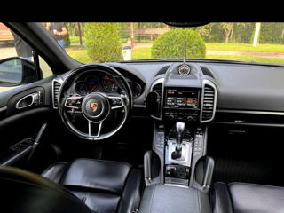 Porsche Cayenne foto 4