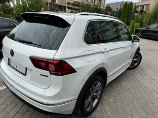 Volkswagen Tiguan foto 3