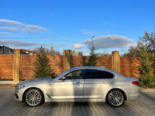 BMW 5 Series foto 3