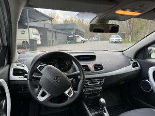 Renault Fluence foto 5