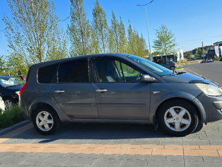 Renault Grand Scenic foto 4