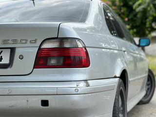 BMW 5 Series foto 7