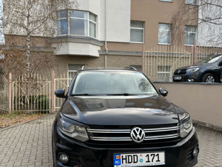 Volkswagen Tiguan foto 1