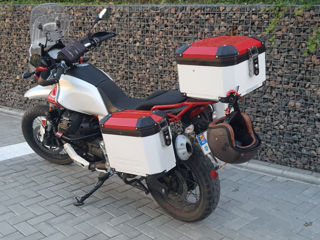 Moto Guzzi V85TT foto 4