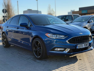 Ford Fusion foto 2