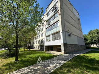 Apartament cu 2 camere, 74 m², Buiucani, Chișinău foto 15