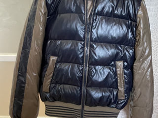Брендовая куртка пуховик(50%пух,50%перо); Sisley на мальчика рост-150 см