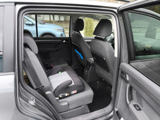 Volkswagen Touran foto 6