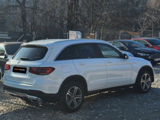 Mercedes GLC foto 4