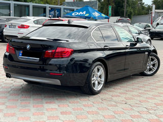 BMW 5 Series foto 4