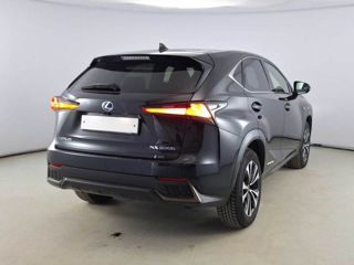 Lexus NX Series foto 3