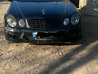 Mercedes E-Class foto 4