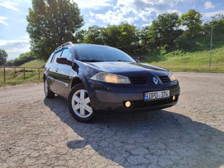 Renault Megane foto 1