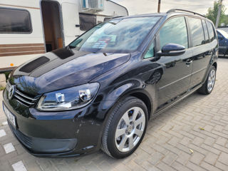 Volkswagen Touran foto 3