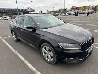 Skoda Superb foto 4