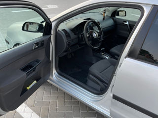 Volkswagen Polo фото 4