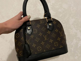 Louis Vuitton bag