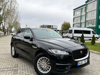 Jaguar F-PACE foto 2