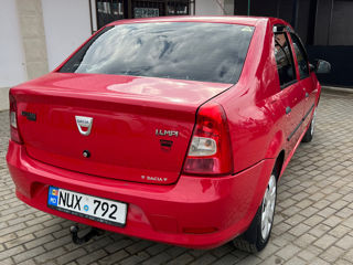 Dacia Logan foto 4