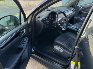 Porsche Macan фото 6