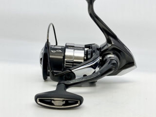 Shimano 23 Vanquish C3000mhg foto 4