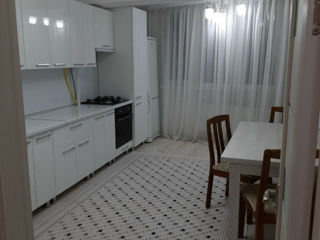 Apartament cu 2 camere, 76 m², Poșta Veche, Chișinău foto 6