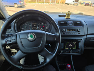 Skoda Fabia фото 1