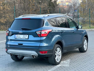 Ford Kuga foto 4