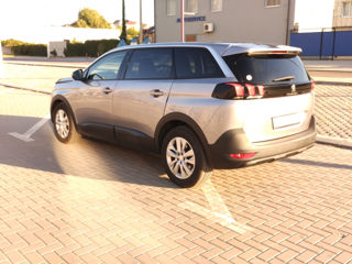 Peugeot 5008 foto 3