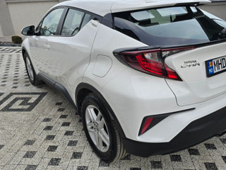 Toyota C-HR foto 5