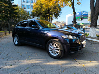 Jaguar F-PACE foto 6