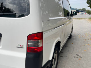 Volkswagen T5 foto 5