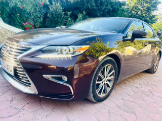 Lexus ES Series