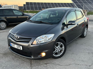 Toyota Auris foto 2