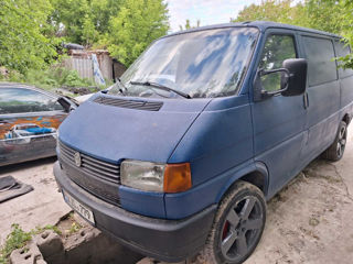 Volkswagen T4 foto 2