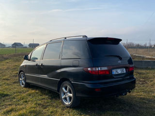 Toyota Previa foto 2