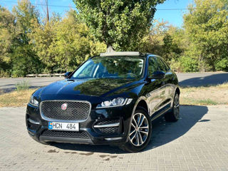 Jaguar F-PACE foto 1