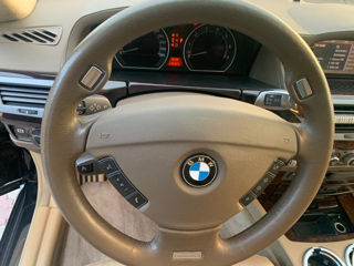 BMW 7 Series foto 11