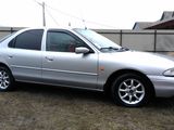 Ford Mondeo foto 4