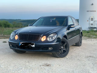 Mercedes E-Class foto 4