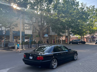 BMW 7 Series foto 3