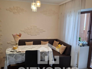 Apartament cu 3 camere, 125 m², Durlești, Chișinău foto 2