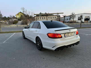 Mercedes E Class foto 3